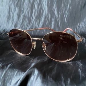 Banana Republic rose gold Dixie sunglasses with soft case